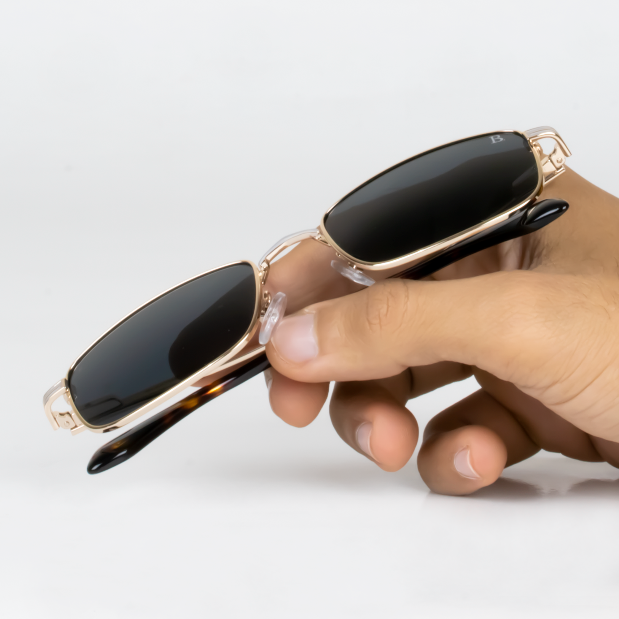 Astrova S': Lunettes de soleil de luxe