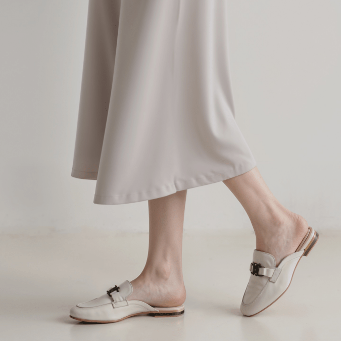 Aurora: Mules Femmes - Cuir Écru - Bleather Maroc